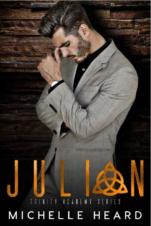 Обложка Джулиан