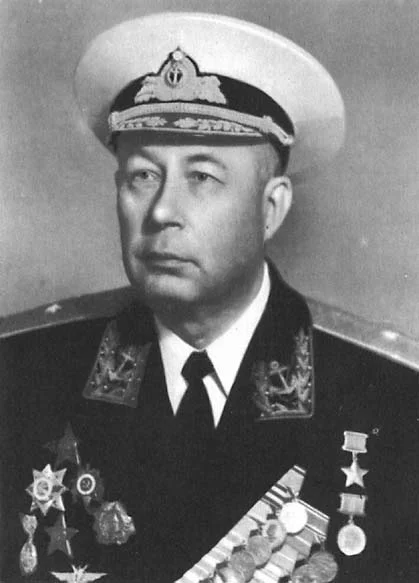 Обложка Фронт до самого неба (Записки морского летчика)