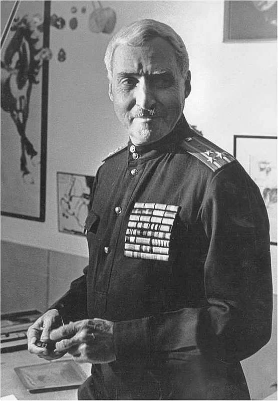 Обложка Разные дни войны. Дневник писателя. 1942-1945 годы.