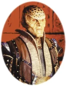 Обложка Темное, кривое зеркало.  Том 3 : След на песке