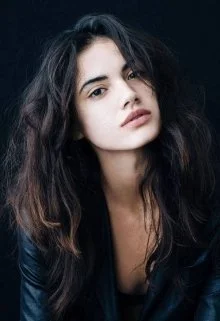 Обложка Никому не верь