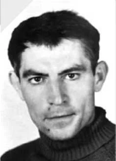 Обложка На чёрных водах кровь калины